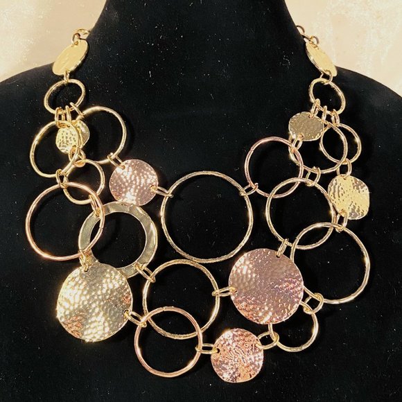 Contemporary, Abstract Gold Tone Necklace, 17 in. Long /N4 - Picture 1 of 3